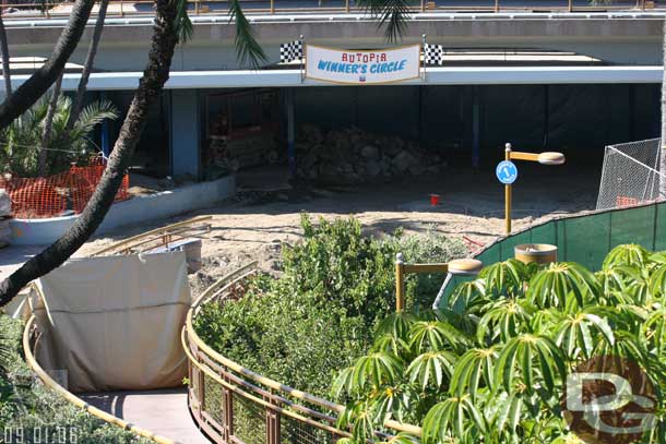 09.01.06 - The exit ramp from the Autopia now stops abruptly.