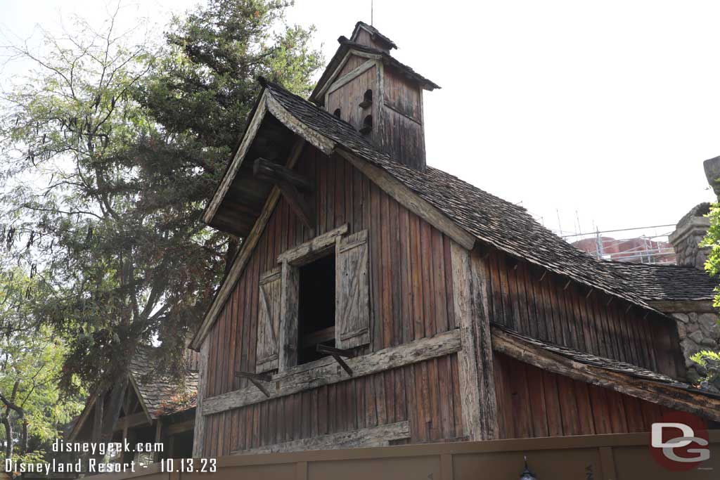 10.13.23 - No real visible progress on the entrance barn