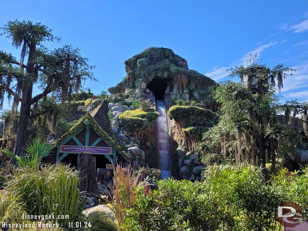 11.01.24 - Water was flowing on the water fall this visit with Magic Key and Cast Member previews going on.