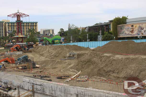 05.01.09 - The towers/light structures are taking shape