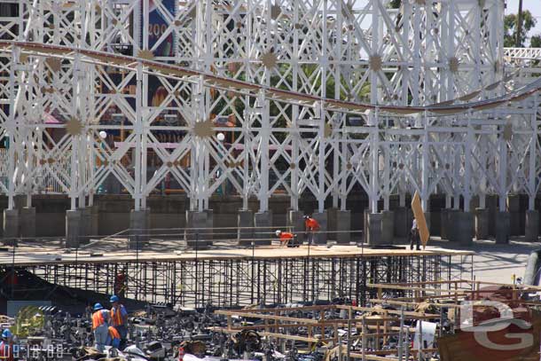 9.18.09 - Here you can see them working on the temporary decking