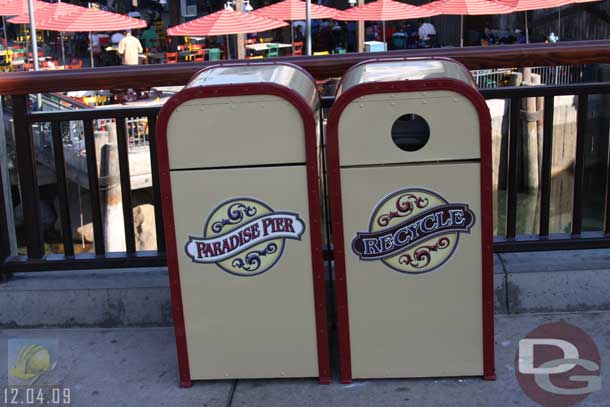 12.04.09 - The Pier has new logos on the trashcans
