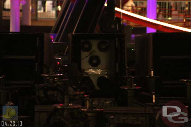 4.23.10 - Noticed the center projector housing was empty