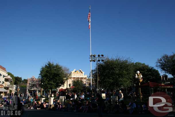 Taken - 3:25pm - Town Sqaure (I know the shadows are terrible, but you can see the parade crowd sort of.