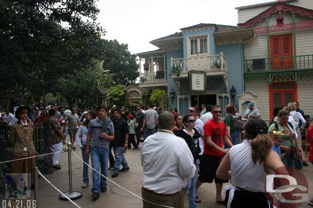 Taken - 2:18pm - In Adventureland new crowd control measures seemed to be working