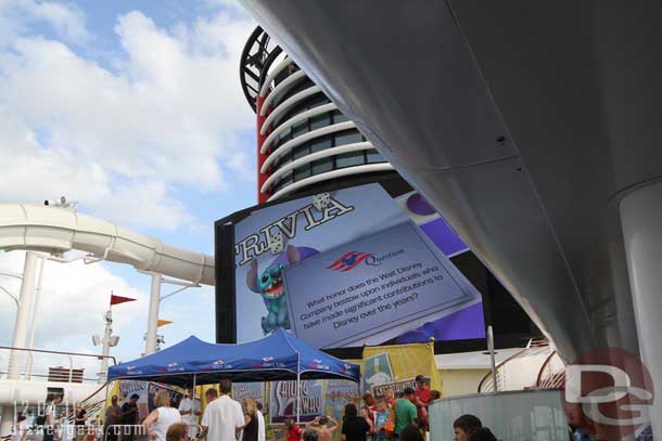 Back out to the pool area on Deck 11.