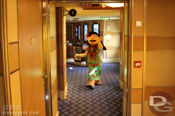 You never know who you will run into.. Lilo coming down the hallway.