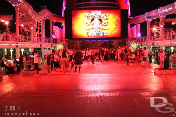 Out on Deck 11 guests were gathering for Mickeys Pirates in the Caribbean show that started at 7:45pm.