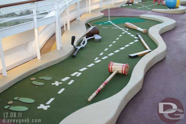 A quick walk around the Goofy Golf course.