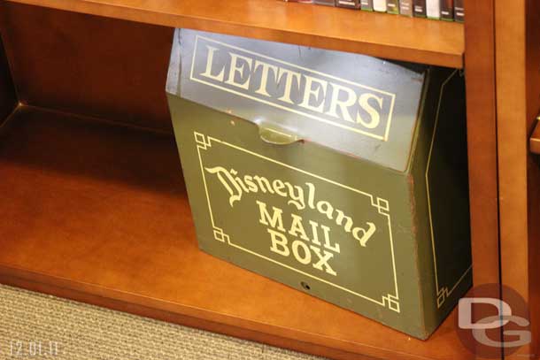 A random Disneyland Mail Box.