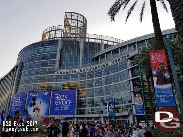 A final look at the convention center as I made my way toward my car and home.