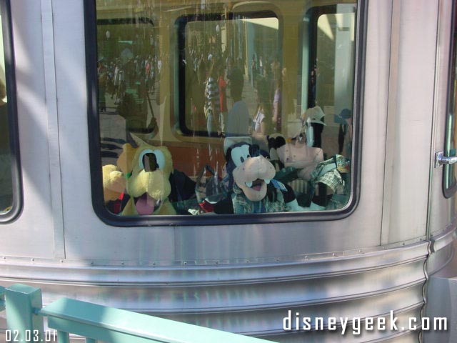 Goofy & Pluto are in the train....(one of the stores in the train's display window).