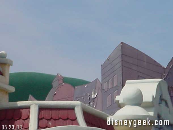 Still no progress on the Toontown background.