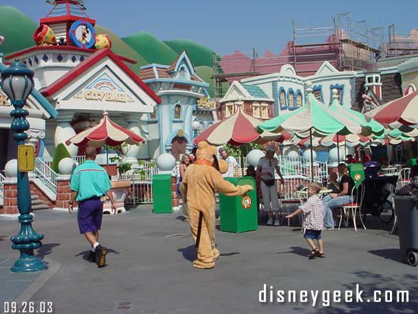 Pluto out for a walk in Toontown