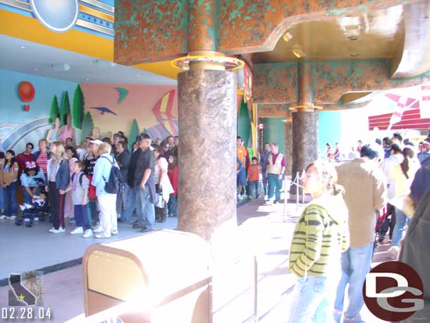 Hmm this is weird... a lot of people at Innoventions, so many that they were actually holding the line at points..