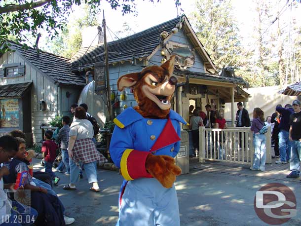 There seemed to be quite a few characters roaming the park that I had not seen out in a long long time