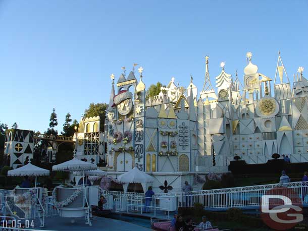 Speaking of Small World Holiday, here's a quick trip