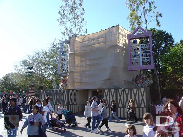 One of the old Light Magic Towers is being painted