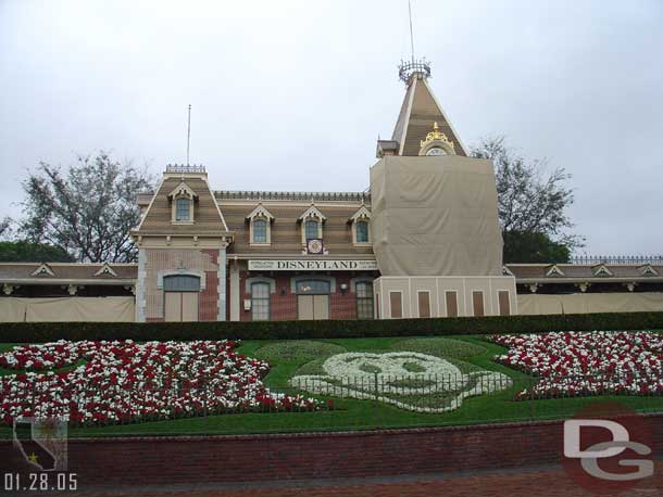 Upon arriving at the park, you are greeted by the ongoing rehab work.