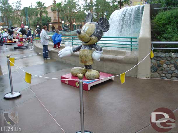 Some ropes have appeared on select Mickeys, my guess is they have some damage and this is to protect them.