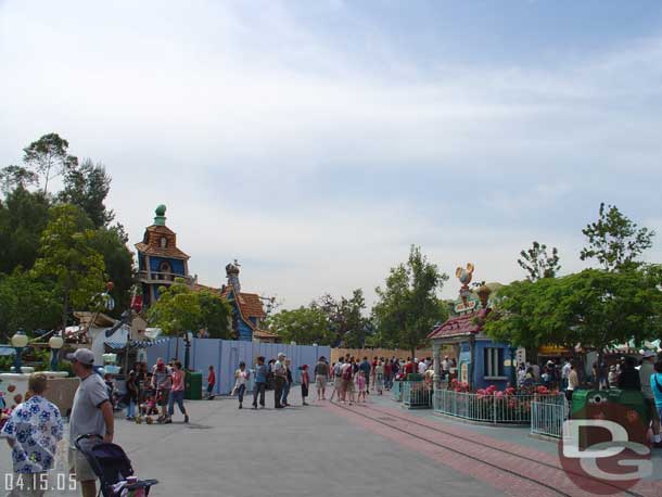 Walls in Toontown.