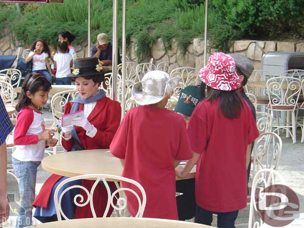 Mary Poppings signing autographs