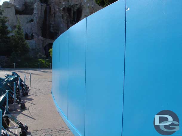 The bright blue wall that surrounds the sub lagoon