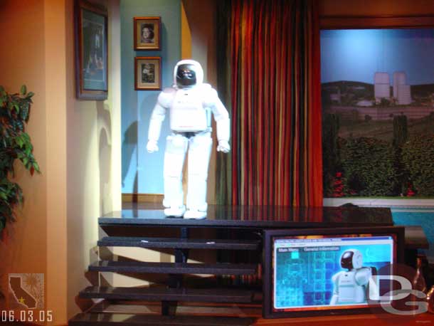 Back to ASIMO