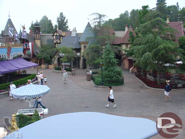 With the congestion in the hub and the castle area roped off Fantasyland was great to walk around.