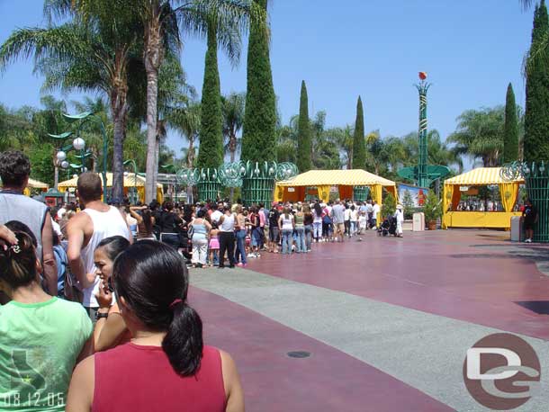 Wow what a line to get through security.. there were only two CMs checking bags it appeared.. so I headed to the monorail instead.