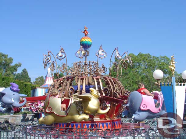 Over on Dumbo a hidden 50 showed up (wonder if this is to replace the one that was taken down at the Haunted Mansion or did some other one disappear?)