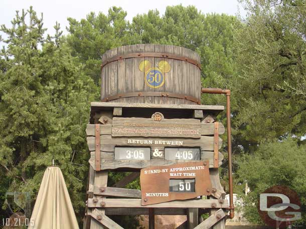 Wow a long line for Big Thunder