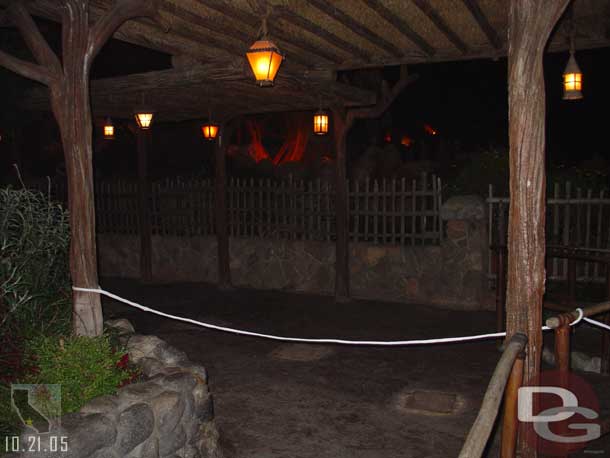 The old Splash Mountain Fastpass machines are gone..