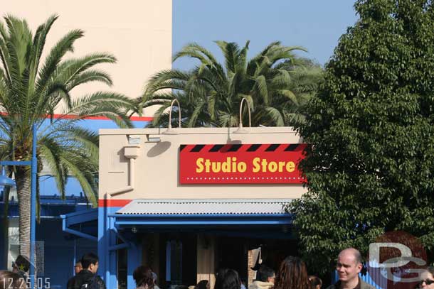 The new signage and paint schemem transports me directly to the Studios in Florida.. same concept..