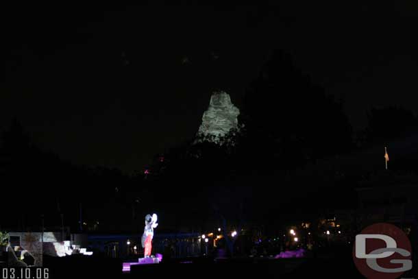 To close a couple Fantasmic shots..