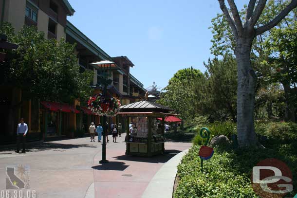 Looking into Downtown Disney it does not look too busy this afternoon