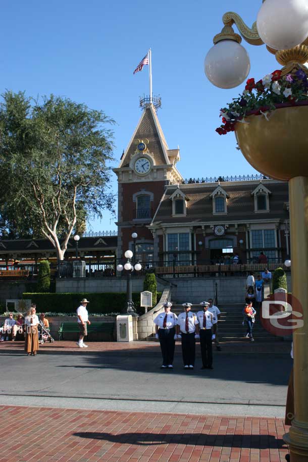 The color guard arrives