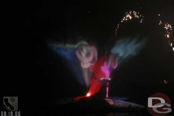 Now some Fantasmic shots.. I attempted to get good shots of the screens this time since I was lacking those for the By-Request section