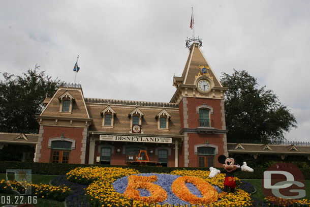 Probably our last look at the 50th floral display.. next trip it will be gone I think