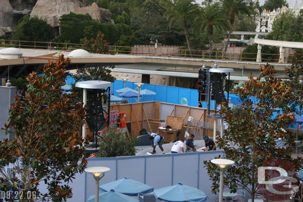 Walls are up at Club Buzz to as its being transformed back to the Tomorrowland Terrace I think.