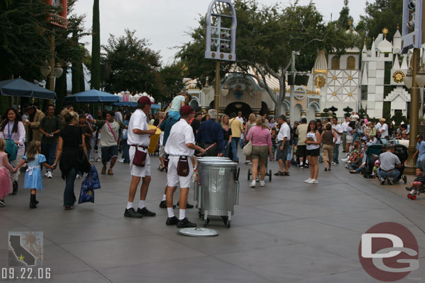 The trashcan trio doing preparade