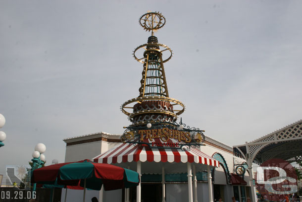 All the tarps are down on the gift shop on the Pier