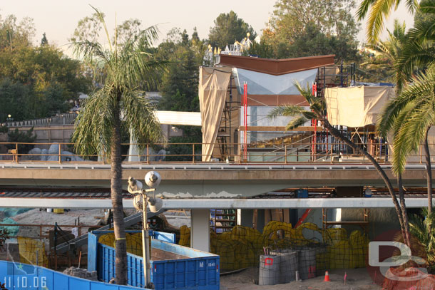 Work is continuing on the Sub Lagoon.. for more pictures be sure to check out the construction progress section Sunday