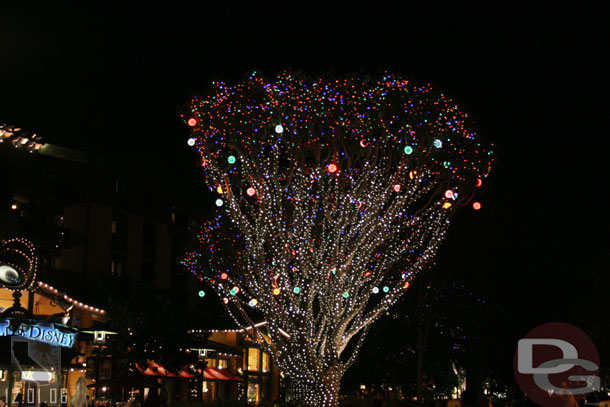 Out to Downtown Disney/trams to grab a jacket..