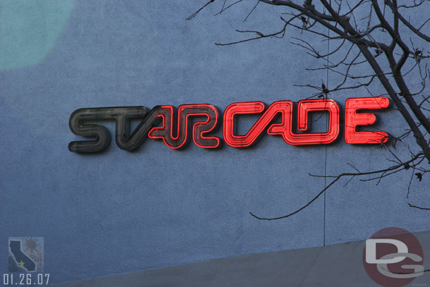 The Starcade sign is still broken