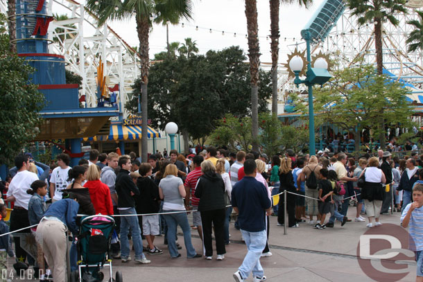 The Screamin queue was the longest I have seen in a long time