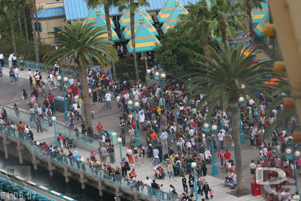 Here is a better shot of the Screamin line and the crowd in general