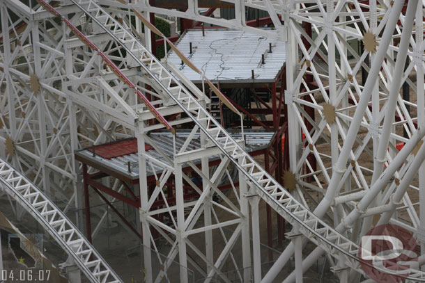 The building behind Screamin is coming along, be sure to check the Construction Progress section Sunday for a more in depth look at the work.