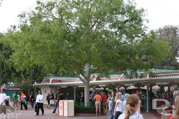 NExt up Disneyland, the painting work on the entrance/exit turnstyles is now complete