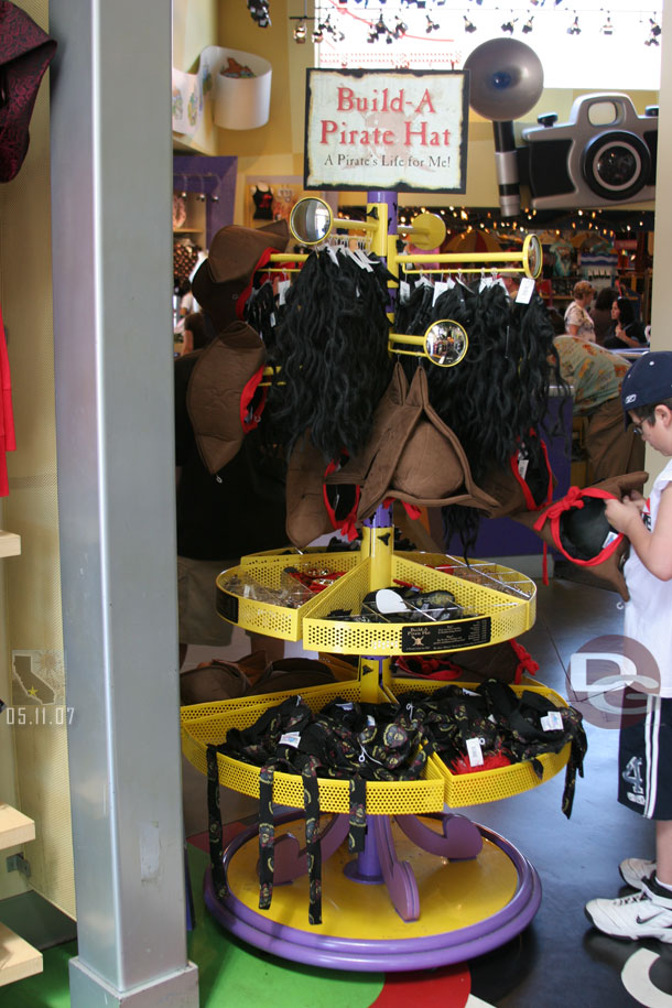 Its been a while since I cut through the Greetings from California store, I saw this Pirates build a hat display.. I am still not crazy about the Pirates merchandise everywhere even if it does not fit the theme of the area...